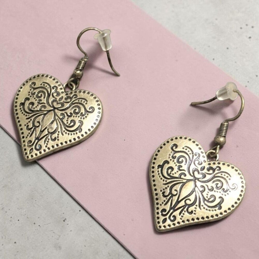 Vintage Style Antique Gold Heart Dangle Earrings Filigree Boho Cottagecore